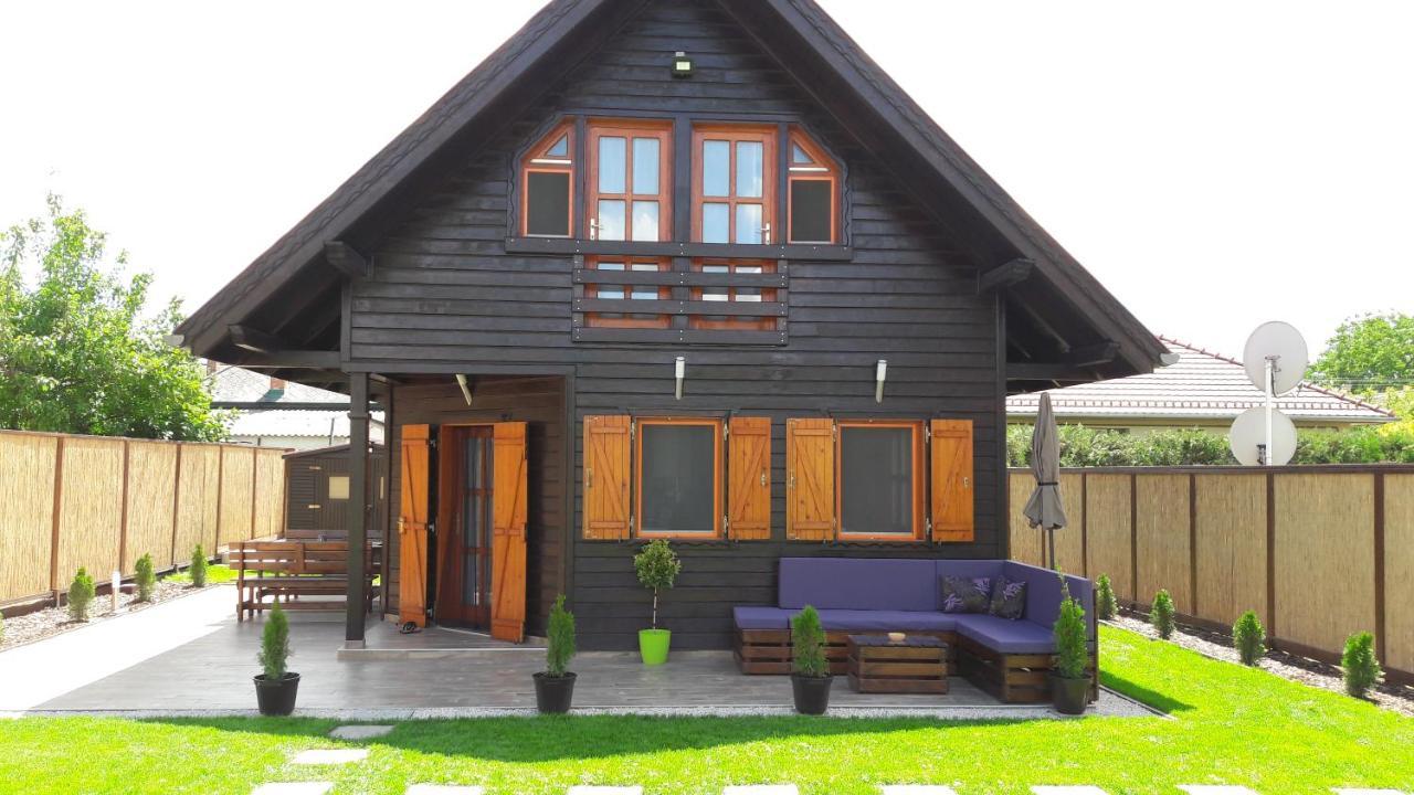 Velence Korzó Pihenőház Kapolnasnyek Exterior foto